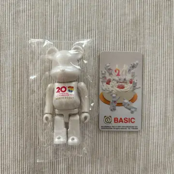 20th Anniversary Bearbrick 화이트 K 로고