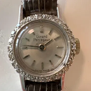 지라드 페리고 수동 와인딩 시계 그레이 가죽