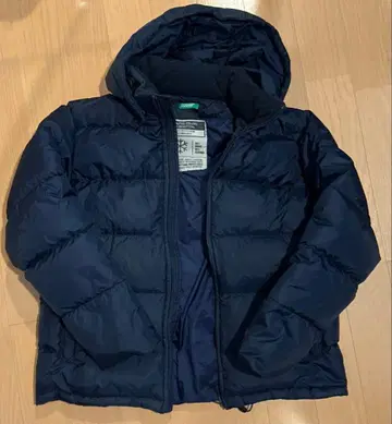 United Colors of Benetton 의 다운