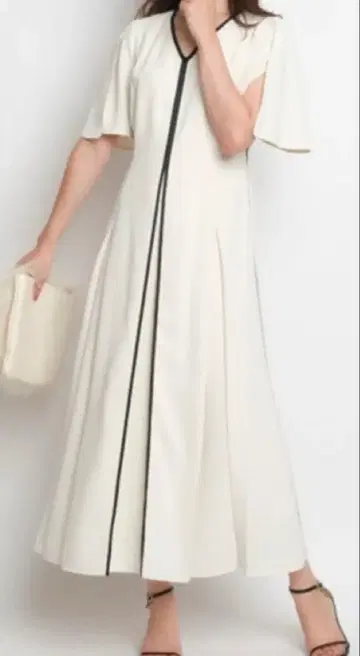 Mystrada 마이 스트라다 배색 파이핑 원피스 38