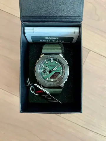 [새상품급] G-SHOCK GM-2100B-3AJF 그린