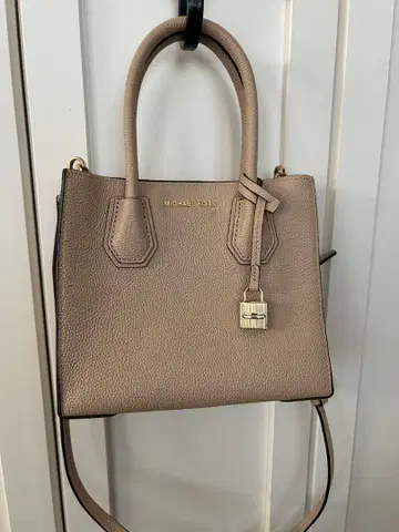 MICHAEL KORS 베이지 핸드백