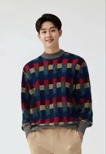 멀티 컬러 체크 무늬 긴팔 니트