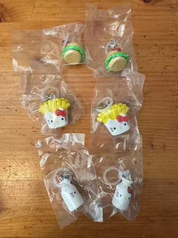 햄버거 헬로키티 키체인 6개 세트