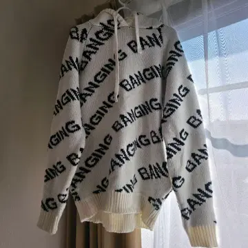 GYDA 니트 후드티