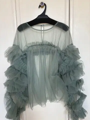 데코라티브 튤 상의 / decorative tulle tops