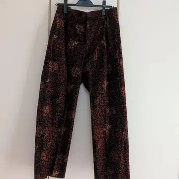 로이스크레용 팬츠