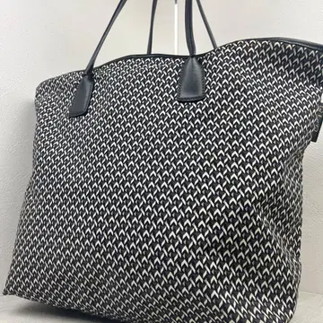 한정품 대용량 로베르타 피에리 토트백 TATAMI 나일론 블랙