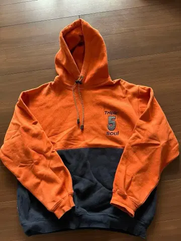 TRIPLE FIVE SOUL 후드티 L 사이즈