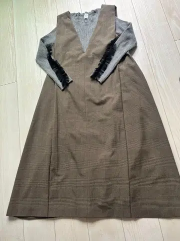 새상품 스타일믹서 체크 무늬 오버롤 스커트 브라운 플레어 스타일