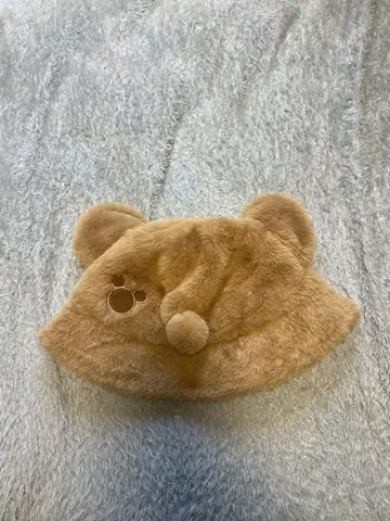 더피 디즈니 베이지 퍼 모자