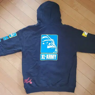 XL-ARGE 블랙 후드티