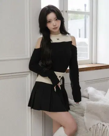 Darich 숄더 오픈 니트 셋업 BLK