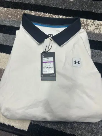 언더 아머 화이트 피케 셔츠