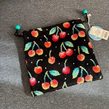 미사용 새상품 페이러 체리 패턴 복조리 정가 이하