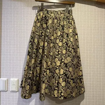 바니즈 세련된 스커트 파티 장면에도! 프리 사이즈