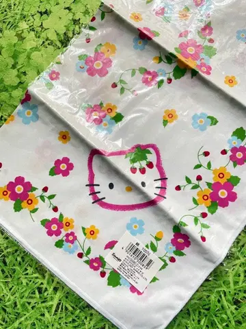 산리오 키티 딸기 크로스 대형 손수건 미개봉 헤이세이 레트로 야생 딸기