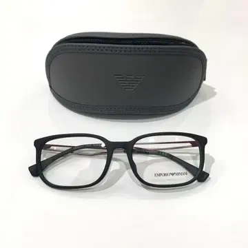 엠포리오 아르마니 스포츠 안경 블랙
