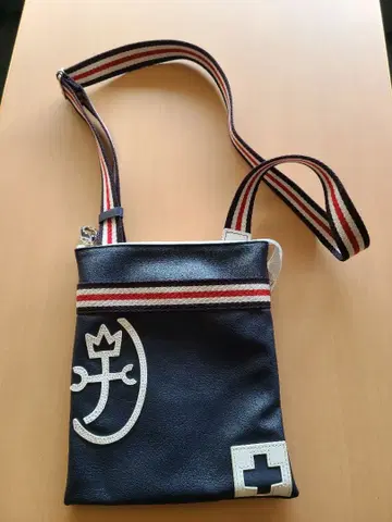 새상품급 미사용! 까스텔바작 미니 숄더백 네이비