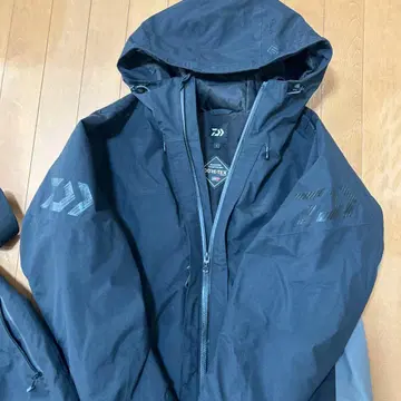 다이와 고어텍스 콤비업 윈터 수트 DW-1824 L 사이즈