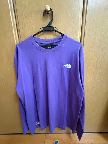 THE NORTH FACE 보라색 긴팔 티셔츠 L 사이즈