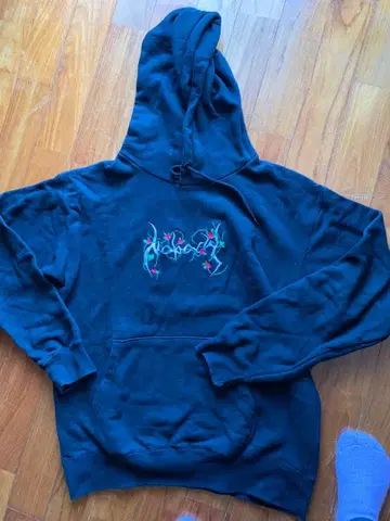 블랙 L 사이즈 후드티 (자수 로고) nobody