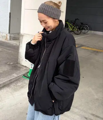 [팔크로 한정판] PON기획 충전솜 스탠드 카라 자켓 블랙