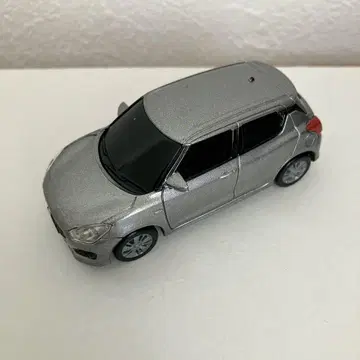 스즈키 스위프트 풀백카 미니카 실버