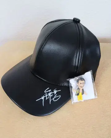 야자와 에이요시 가챠 피규어 + 캡