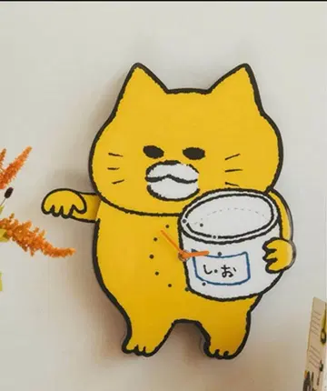 길 잃은 고양이 군단 소금 뿌리기 벽걸이 시계