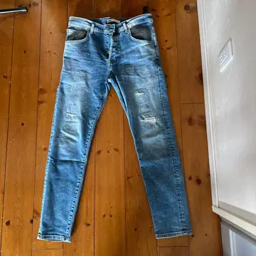 ZARA 라이트 블루 슬림 핏 청바지