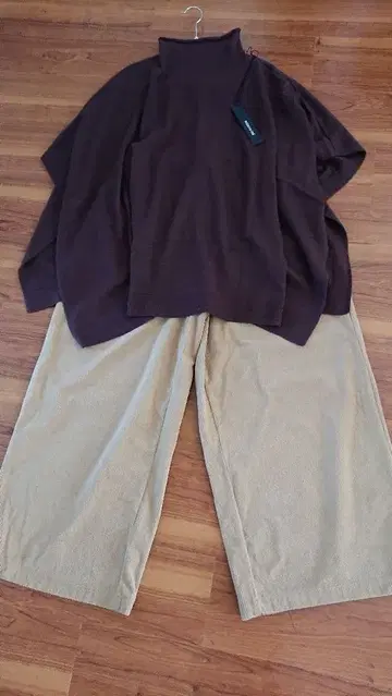 미즈이로 인드 니트 베스트 판초