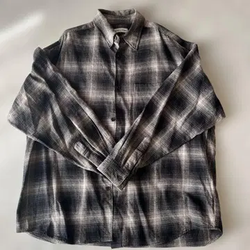 프릭스스토어 남성용 셔츠 M 사이즈