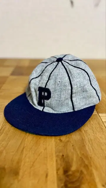 스탠다드 북스토어 캡