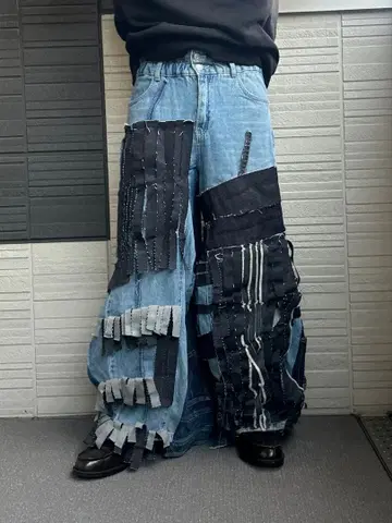 입체 프린지 변형 리메이크 데님 비대칭 와이드 팬츠 패치워크