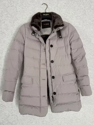 Moorer 그레이 다운 자켓 퍼 포함 42 M L 사이즈감