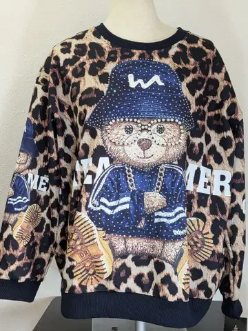 택 포함 새상품 레오파드 무늬 곰돌이 비쥬 맨투맨