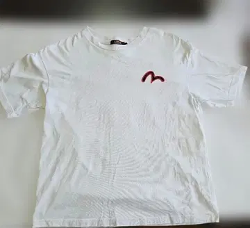 EVISU 화이트 T셔츠 M 사이즈