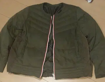 올리브색 다운 퀼팅 봄버 자켓