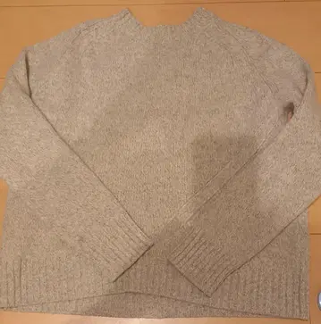 UNITEDARROWSTokyo 그레이 크루넥 니트 긴팔