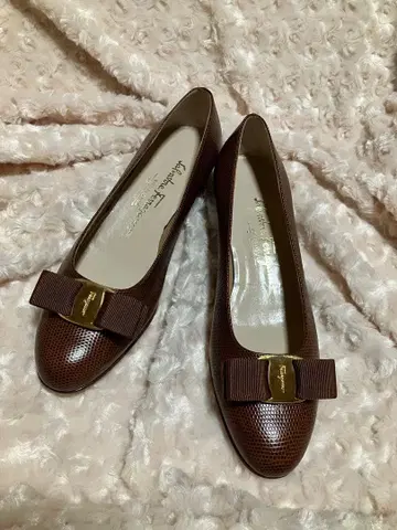 페라가모 펌프스