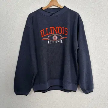 맨투맨 네이비 V넥