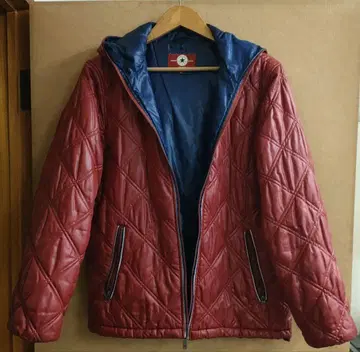 CONVERSE 빨간색 후드 부착 다운 자켓 L