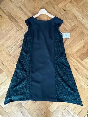 A라인 원피스 다크 그린