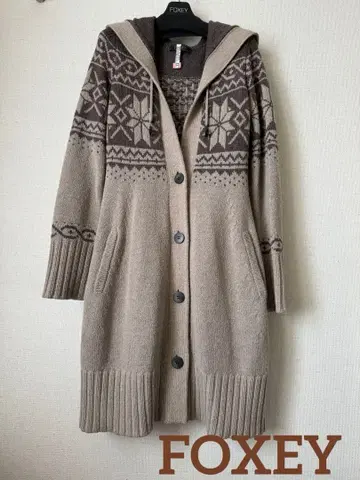 FOXEY 노르딕 니트 롱 코트