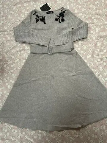 JUSGLITTY 긴팔 니트 원피스 M