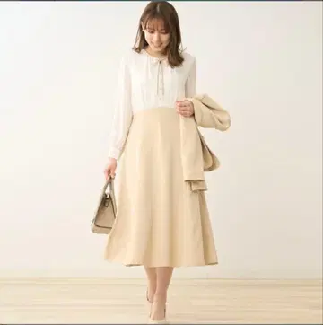 플레어 스커트 드레스 화이트/베이지 택 포함 미사용 새상품