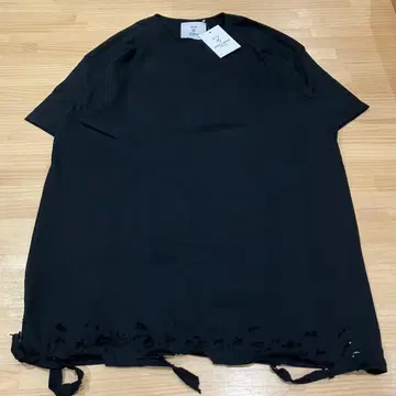 [ 미사용 새상품 ] KINGLY MASK 데미지 T셔츠 블랙