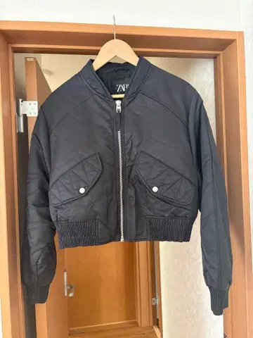 ZARA 블랙 MA-1 자켓 M