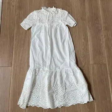 나노 유니버스 화이트 맥시 원피스